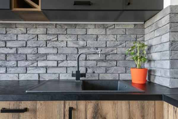 Cocina Esquinera BSH1447: Solución Moderna en Estilo Loft