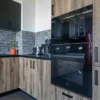Cocina Esquinera BSH1447: Solución Moderna en Estilo Loft