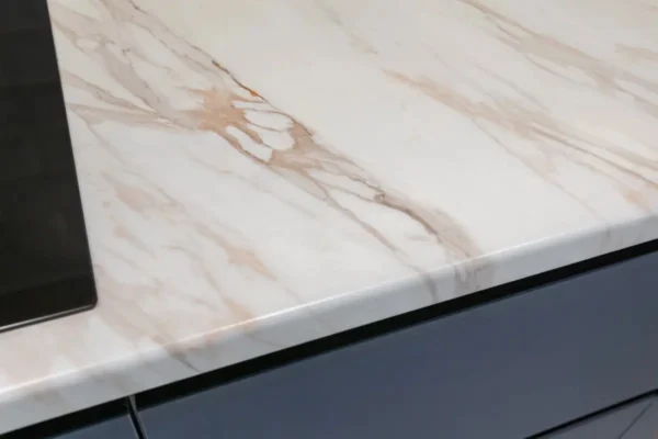 Cocina Lineal GK1046: La elección perfecta para tu moderno interior