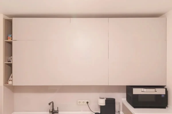 Cocina en Esquina AM516 Acrílico: La Combinación Perfecta de Estilo y Funcionalidad