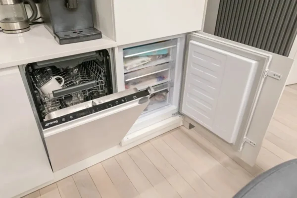 Cocina Lineal BOKS360 – Estilo y Practicidad en una Solución