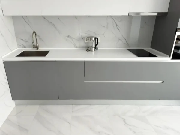 Cocina Recta HM929 – Una Elección Funcional y Estilosa para tu Hogar