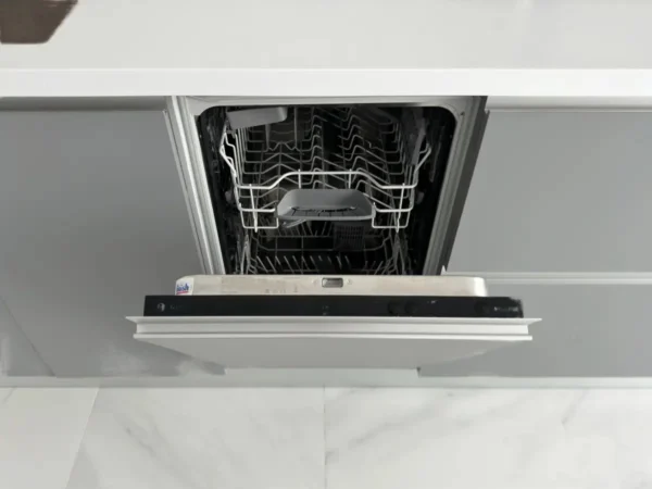 Cocina Recta HM929 – Una Elección Funcional y Estilosa para tu Hogar